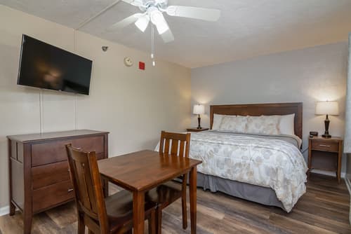 Fairways Inn of Naples, Room