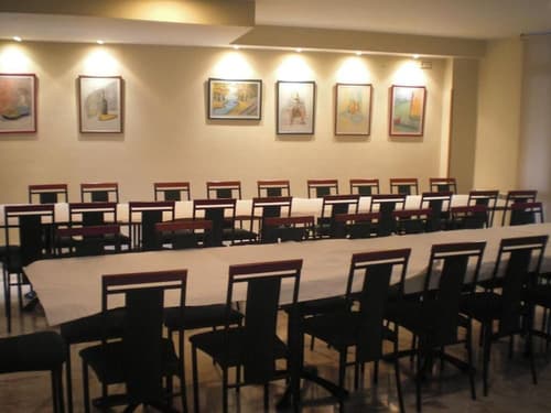 Hotel Astures, Dining