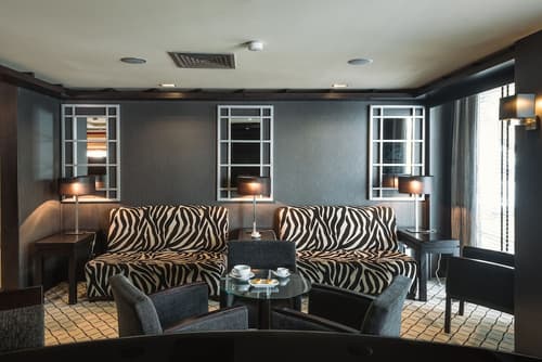 Hotel Lisboa, Lobby lounge