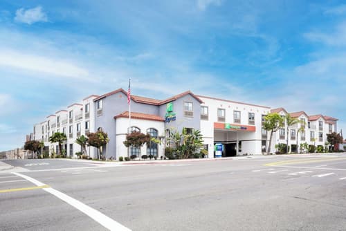 Holiday Inn Express Hotel & Suites Hermosa Beach by IHG, Primary image