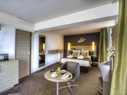 Mercure Avignon Centre Palais des Papes, Room
