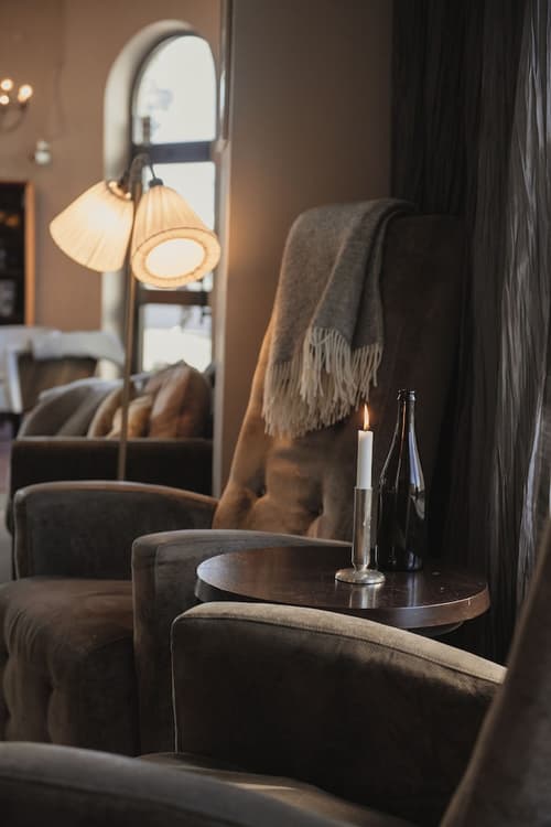 Home Hotel Post, Lobby