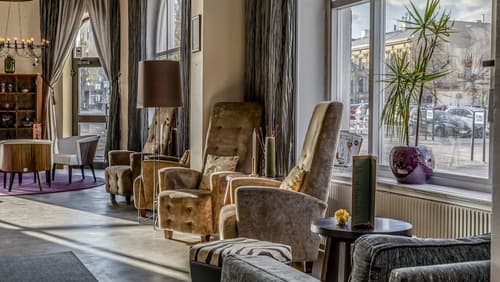 Home Hotel Post – Dinner included, Reception