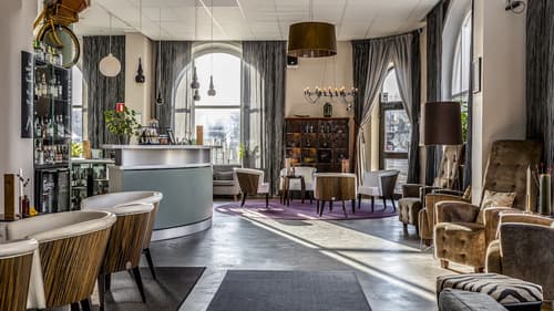 Home Hotel Post – Dinner included, Reception