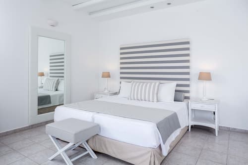 Archipelagos Hotel, Room