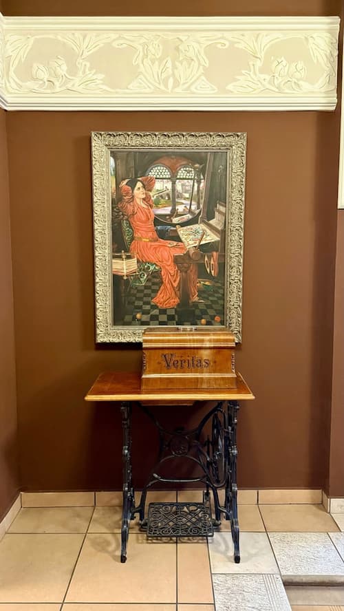 Hotel Union, Reception