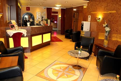 NP Hotel Wallis, Lobby