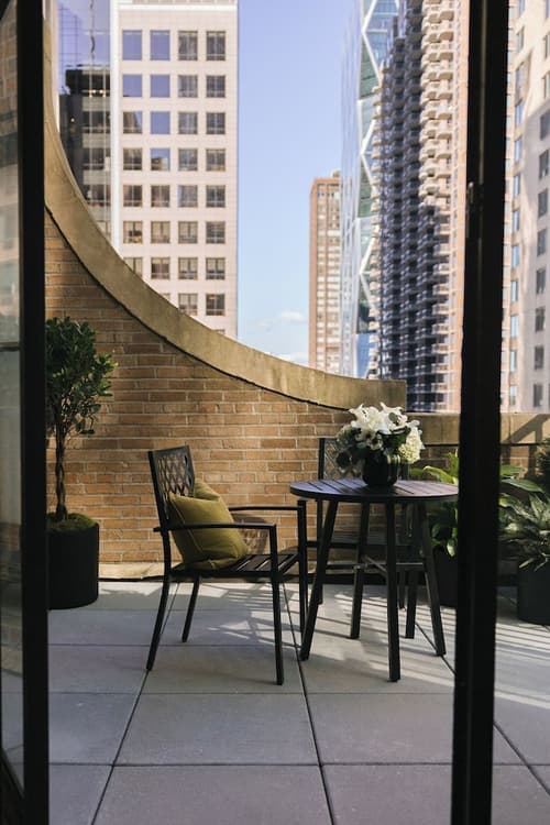 The Manhattan Club, Terrace/patio
