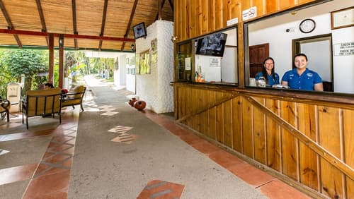 Villas Rio Mar, Lobby