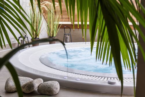 Best Western Les Bains Hôtel & SPA Perros-Guirec, Primary image