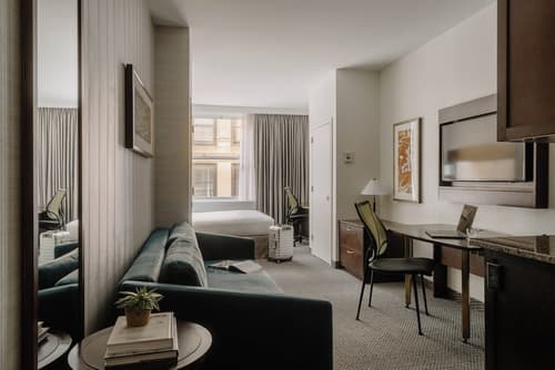 Club Quarters Hotel Faneuil Hall, Boston, Room