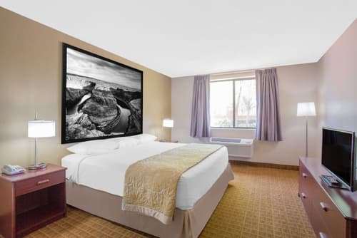 Super 8 by Wyndham Page/Lake Powell, Room