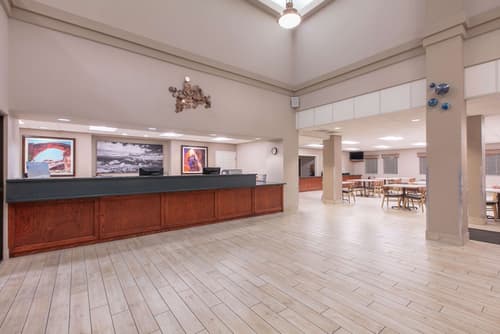 Super 8 by Wyndham Page/Lake Powell, Lobby