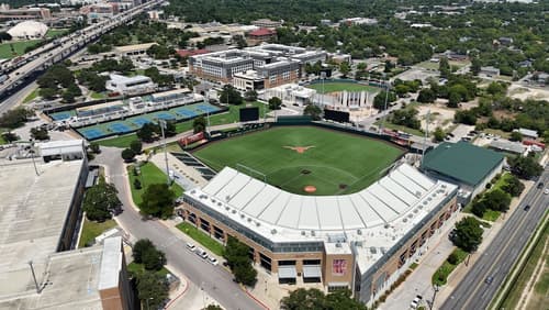 DoubleTree by Hilton Austin - University Area, Sports facility