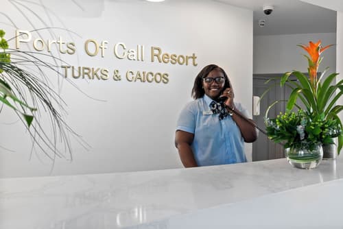 Ports of Call Resort, Concierge desk