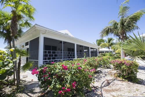 Ports of Call Resort, Living area