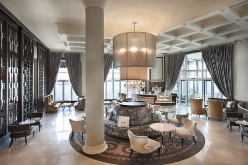 Labourdonnais Waterfront Hotel, Lobby lounge