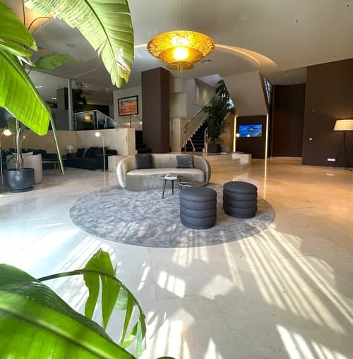 Best Western Premier CMC Girona, Reception