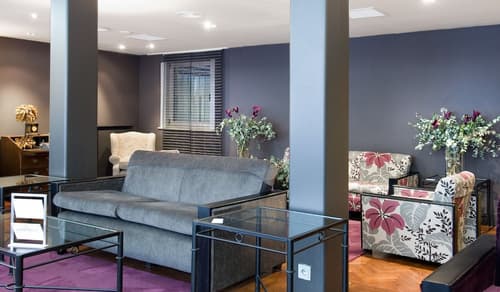 Hotel Moderno Puerta del Sol, Lobby sitting area