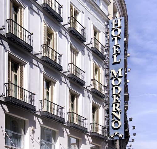 Hotel Moderno Puerta del Sol, Front of property