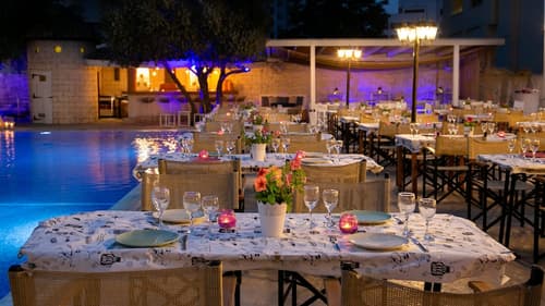 Cleopatra Hotel, Restaurant