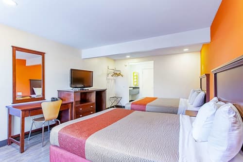 Motel 6 Pendleton, OR - West, Room