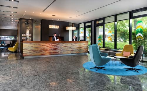 Dorint An der Kongresshalle Augsburg, Reception