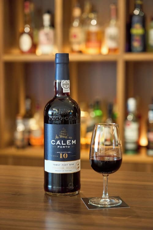 Portus Cale Hotel, Food and drink