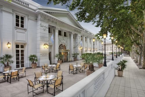 Park Hyatt Mendoza, Front of property
