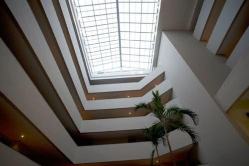 Marano Hotel, Interior entrance