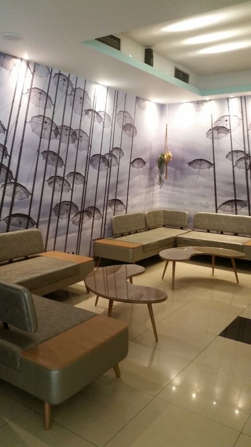 Metropolitan Hotel, Interior entrance