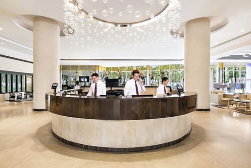 Hotel Riu Plaza Miami Beach, Reception