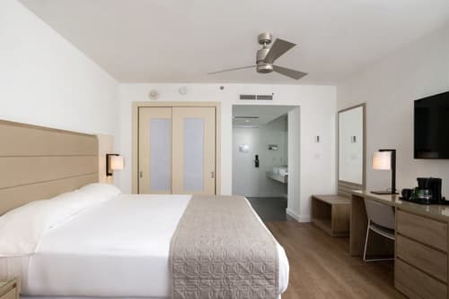 Hotel Riu Plaza Miami Beach, Room