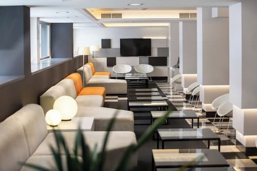 Hotel Monte Carmelo, Reception