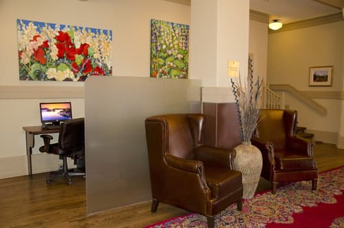 The Plaza Hotel Downtown, Trademark Collection by Wyndham, Lobby sitting area