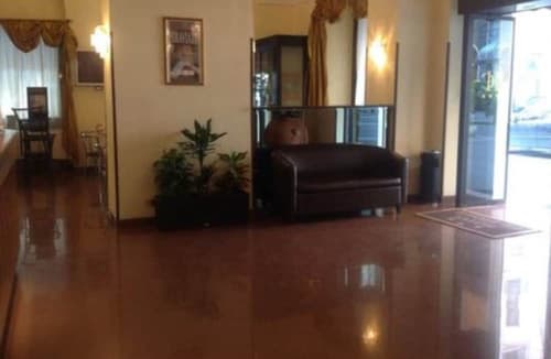 Hotel California, Lobby sitting area