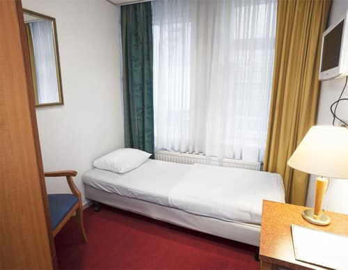 Delta Hotel City Center, Room