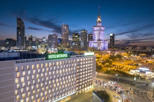 Metropol Hotel, Primary image