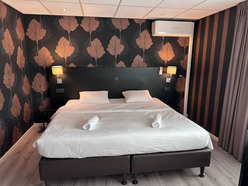 Westlake Hotels Amsterdam, Room