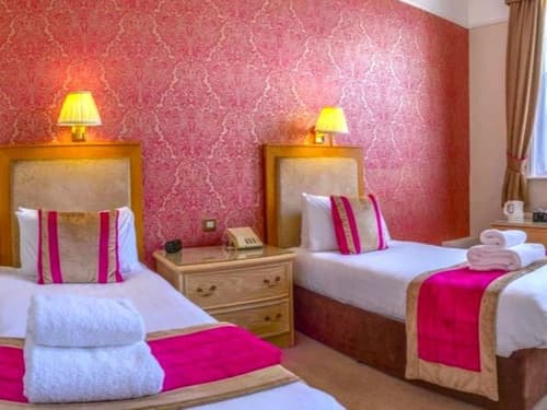 The Grand Hotel, Room