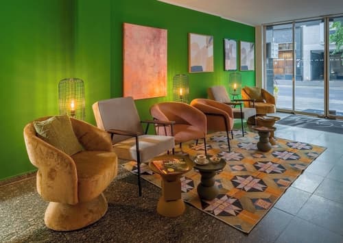 Rugs Hotel Düsseldorf, Reception