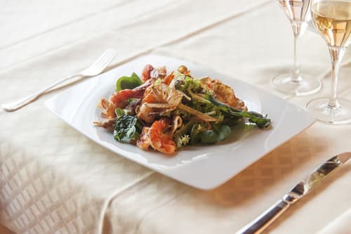 Galileo Hotel, Restaurant