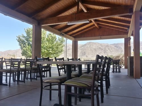 Oasis Inn & Suites Joshua Tree - 29 Palms, Family dining