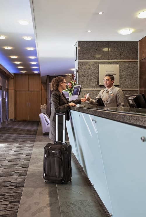 Novotel Wellington, Reception