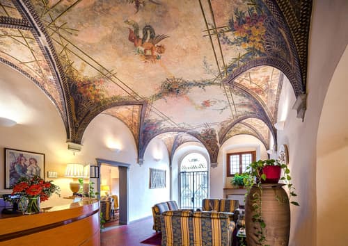 Hotel Botticelli, Reception