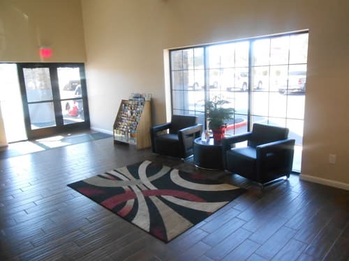 Quality Inn Flagstaff East I-40, Lobby sitting area