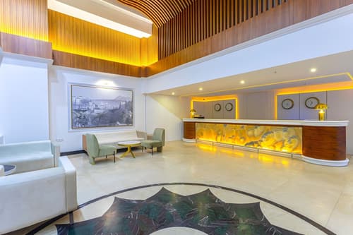 Best Western Plus Khan Hotel, Reception
