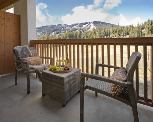 Sun Peaks Grand Hotel & Conference Centre, Balcony view