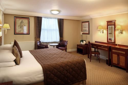 Grange Portland, Room