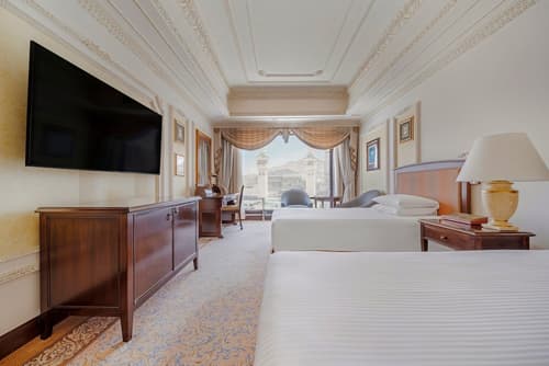 Intercontinental Dar Al Tawhid Makkah by IHG, Room